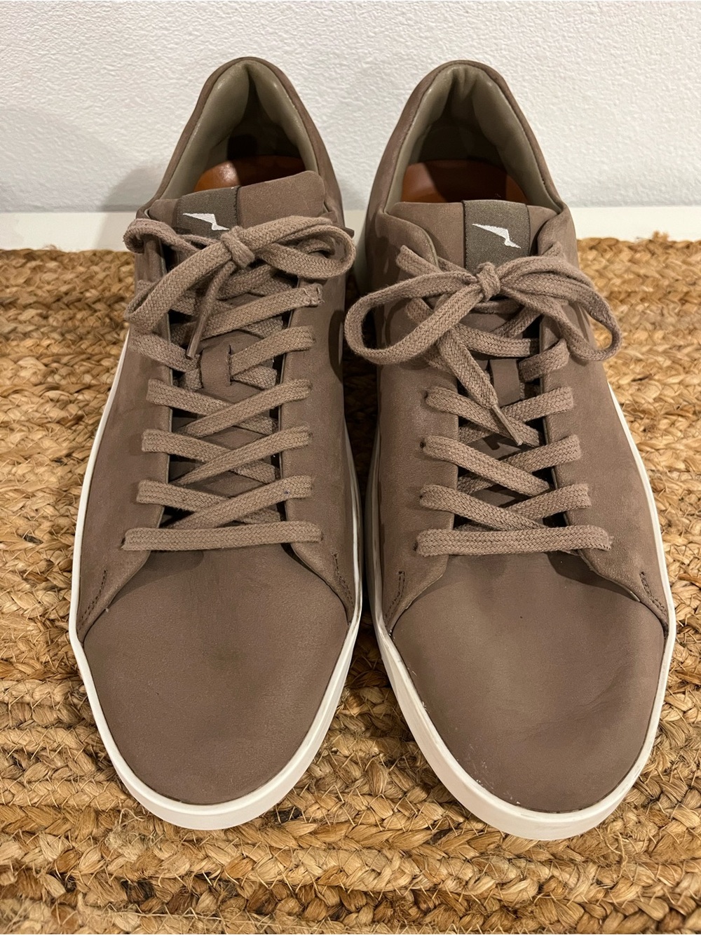 Wolf & Shepherd Men’s Cruise Lo Taupe/Mushroom Brown Size12 🐺